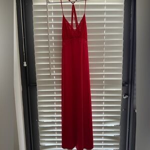 Elegant Red Maxi Dress